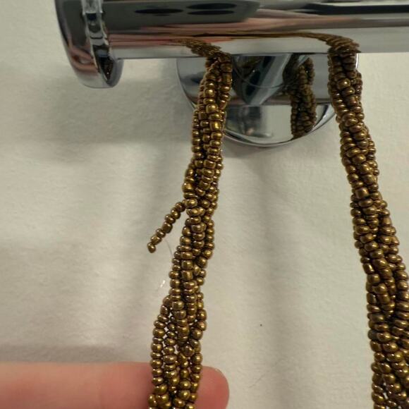 Vintage small/mini gold beaded and embellished drawstring bucket bag. - Picture 3 of 8